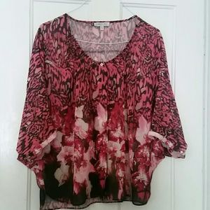 Lightweight woman's top